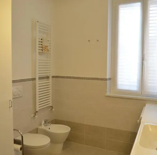 Ferienhaus La Perla Del Magra Holidays House Monte Marcello