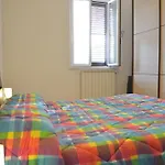 La Perla Del Magra Holidays House * مونتيمارتشيلو