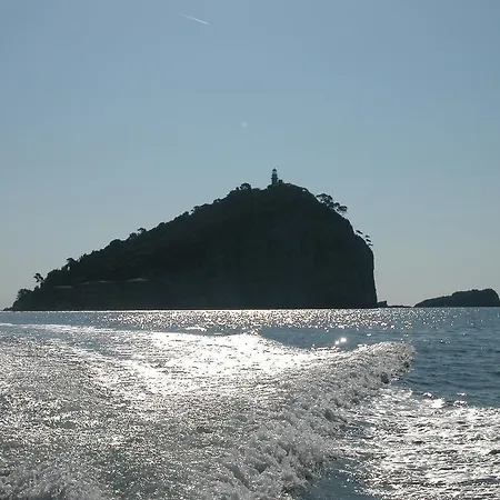 La Perla Del Magra Holidays House Holiday home