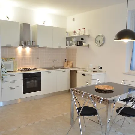 La Perla Del Magra Holidays House * Montemarcello