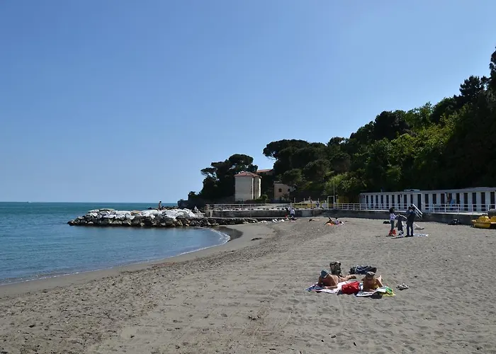 La Perla Del Magra Holidays House * Monte Marcello